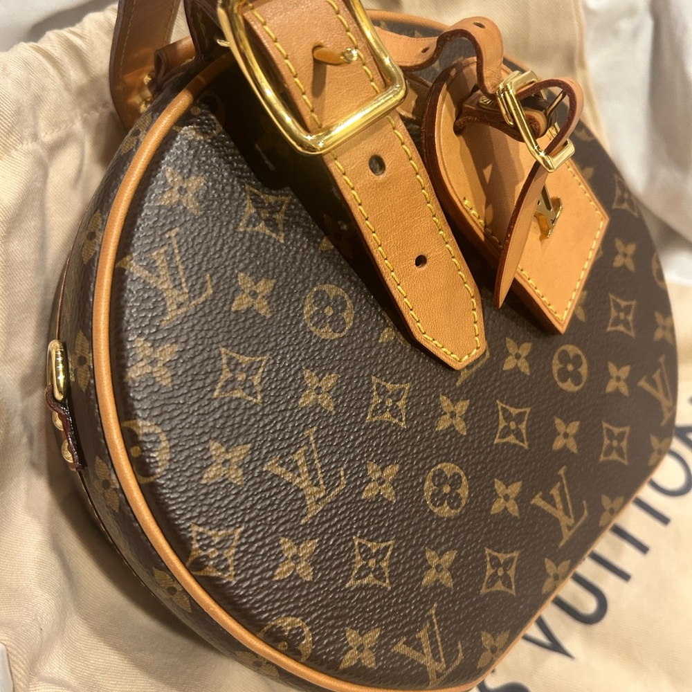 Louis Vuitton Monogram Petite Boite Chapeau - Picture 5 of 10